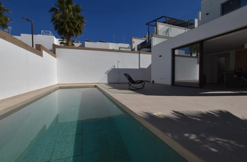 3 bedroom Villa for sale in Benijofar with pool garage - € 440,000 (Ref: 9425485)