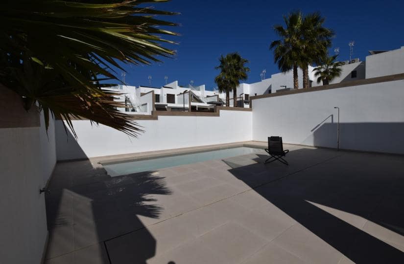 3 bedroom Villa for sale in Benijofar with pool garage - € 440,000 (Ref: 9425485)