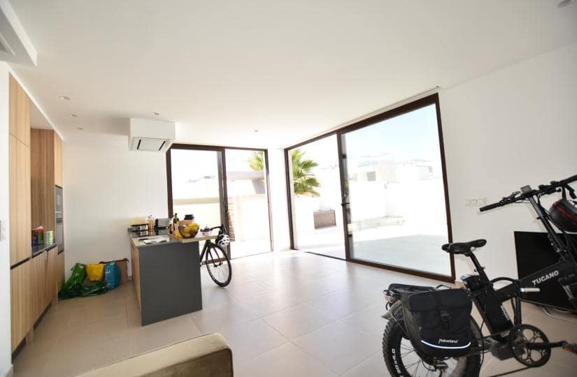 3 bedroom Villa for sale in Benijofar with pool garage - € 440,000 (Ref: 9425485)