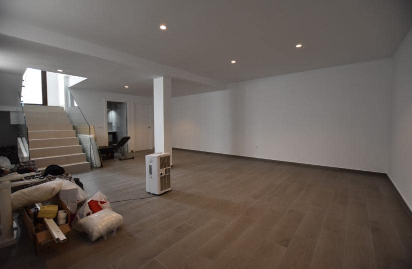 3 bedroom Villa for sale in Benijofar with pool garage - € 440,000 (Ref: 9425485)