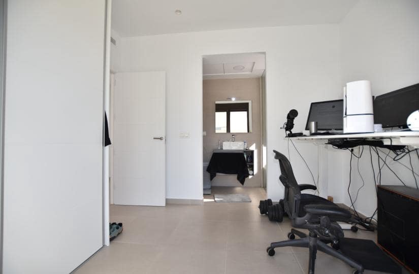 3 bedroom Villa for sale in Benijofar with pool garage - € 440,000 (Ref: 9425485)