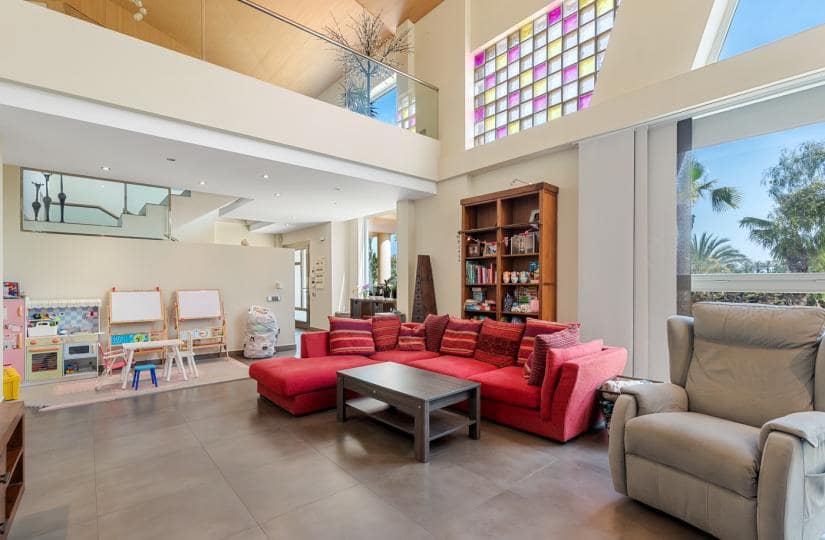 5 slaapkamer Villa te koop in Elche / Elx met garage - € 930.000 (Ref: 9425488)