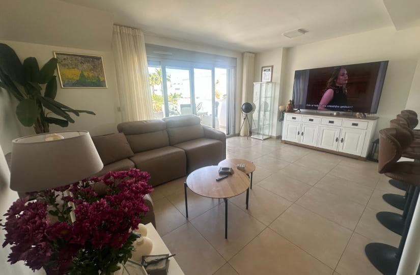 2 bedroom Apartment for sale in Vistabella - € 229,950 (Ref: 9425489)