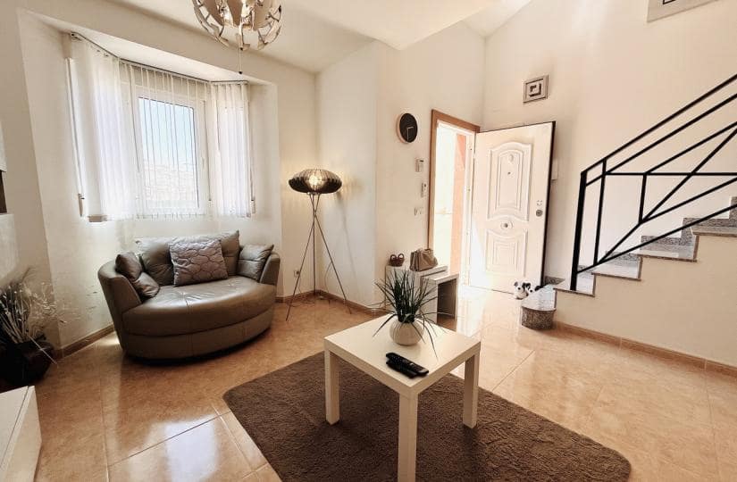 Casa de 3 habitaciones en Orihuela Costa en venta con piscina - 234.000 € (Ref: 9425490)