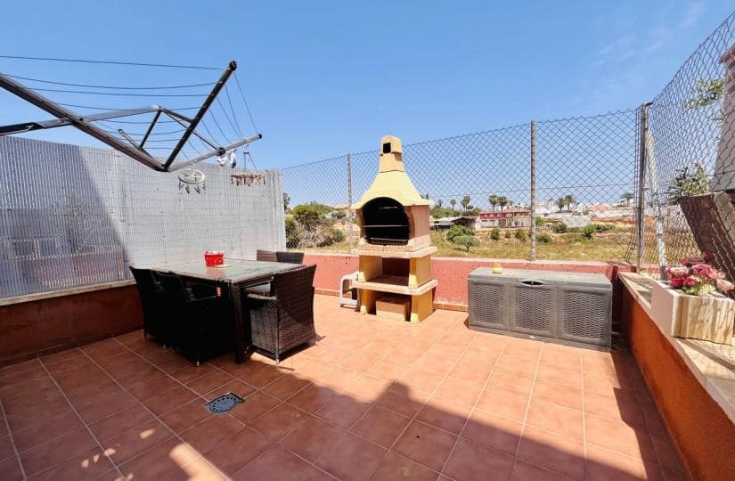 Casa de 3 habitaciones en Orihuela Costa en venta con piscina - 234.000 € (Ref: 9425490)
