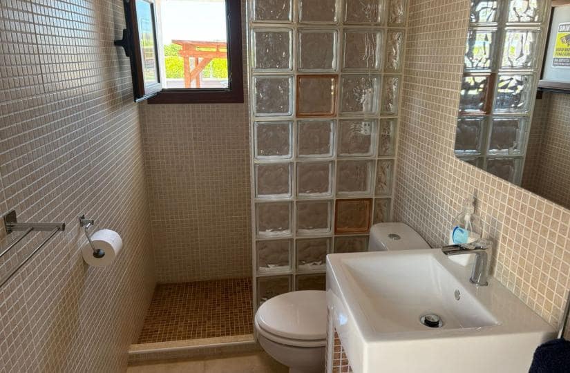 5 makuuhuone Huvila myytävänä paikassa Jacarilla mukana uima-altaan 
autotalli - 595 000 € (Ref: 9425491)