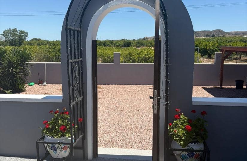 5 makuuhuone Huvila myytävänä paikassa Jacarilla mukana uima-altaan 
autotalli - 595 000 € (Ref: 9425491)