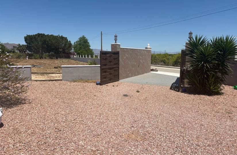 5 makuuhuone Huvila myytävänä paikassa Jacarilla mukana uima-altaan 
autotalli - 595 000 € (Ref: 9425491)