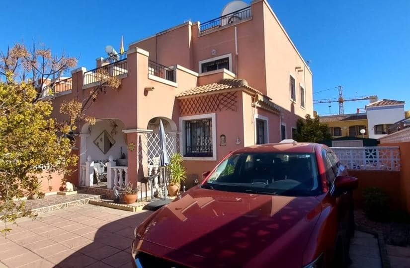 Pareado de 3 habitaciones en Los Montesinos en venta con piscina garaje - 178.000 € (Ref: 9425494)