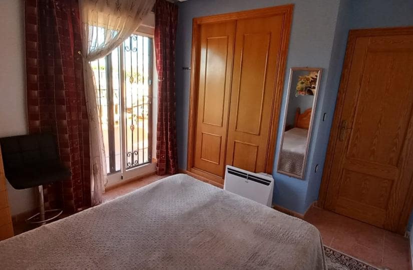 Pareado de 3 habitaciones en Los Montesinos en venta con piscina garaje - 178.000 € (Ref: 9425494)