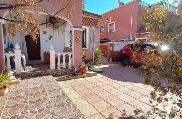 Pareado de 3 habitaciones en Los Montesinos en venta con piscina garaje - 178.000 € (Ref: 9425494)