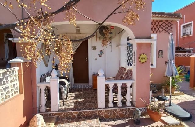 Pareado de 3 habitaciones en Los Montesinos en venta con piscina garaje - 178.000 € (Ref: 9425494)