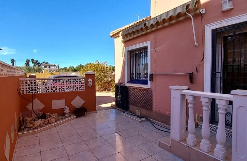 Pareado de 3 habitaciones en Los Montesinos en venta con piscina garaje - 178.000 € (Ref: 9425494)