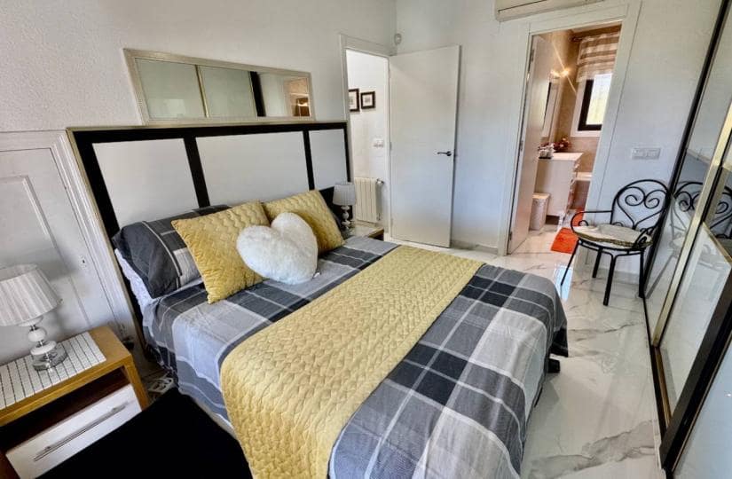 5 Zimmer Villa zu verkaufen in Algorfa mit Pool Garage - 685.000 € (Ref: 9425495)