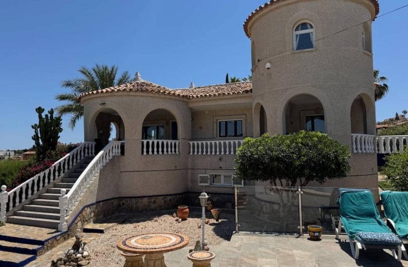 5 Zimmer Villa zu verkaufen in Algorfa mit Pool Garage - 685.000 € (Ref: 9425495)