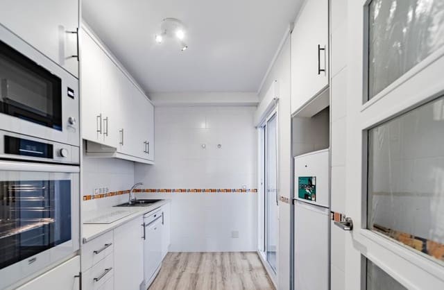 3 sovrum Hus till salu i Los Balcones med pool garage - 315 000 € (Ref: 9425497)