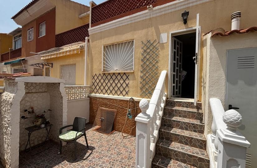 3 Zimmer Haus zu verkaufen in Dona Pepa mit Pool - 249.995 € (Ref: 9425498)