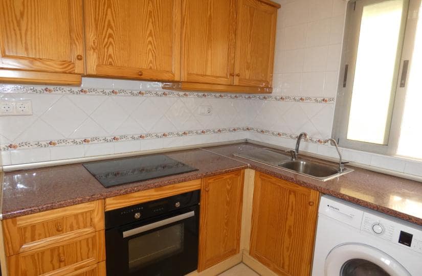 2 bedroom Apartment for sale in Algorfa with pool - € 123,000 (Ref: 9425503)