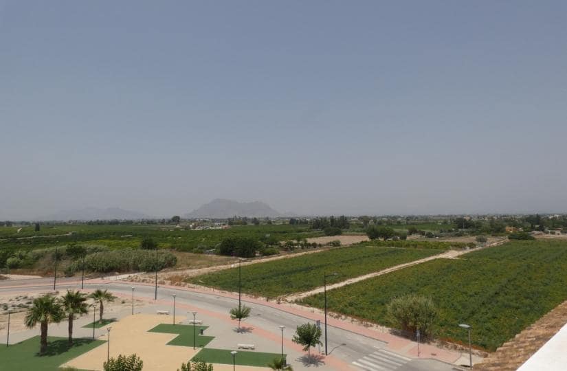 2 bedroom Apartment for sale in Algorfa with pool - € 123,000 (Ref: 9425503)