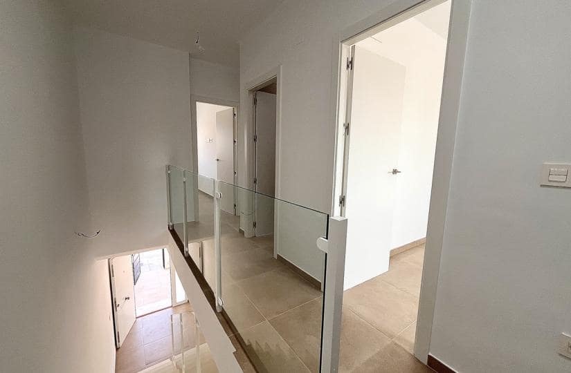 3 bedroom Semi-detached Villa for sale in Pilar de la Horadada with pool garage - € 265,000 (Ref: 9425505)