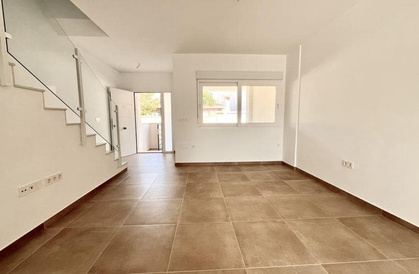 3 bedroom Semi-detached Villa for sale in Pilar de la Horadada with pool garage - € 265,000 (Ref: 9425505)