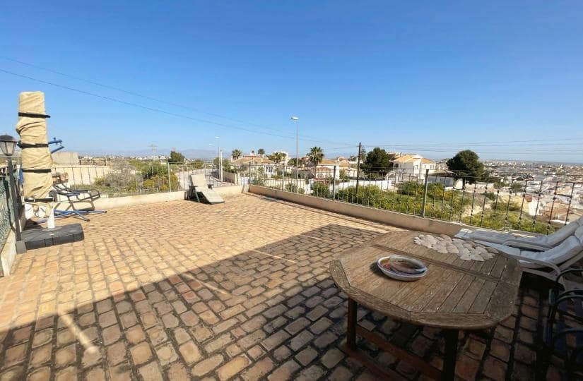 5 sovrum Villa till salu i Ciudad Quesada med pool garage - 425 000 € (Ref: 9425507)