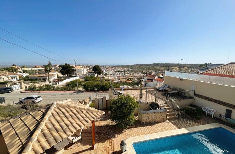 5 sovrum Villa till salu i Ciudad Quesada med pool garage - 425 000 € (Ref: 9425507)