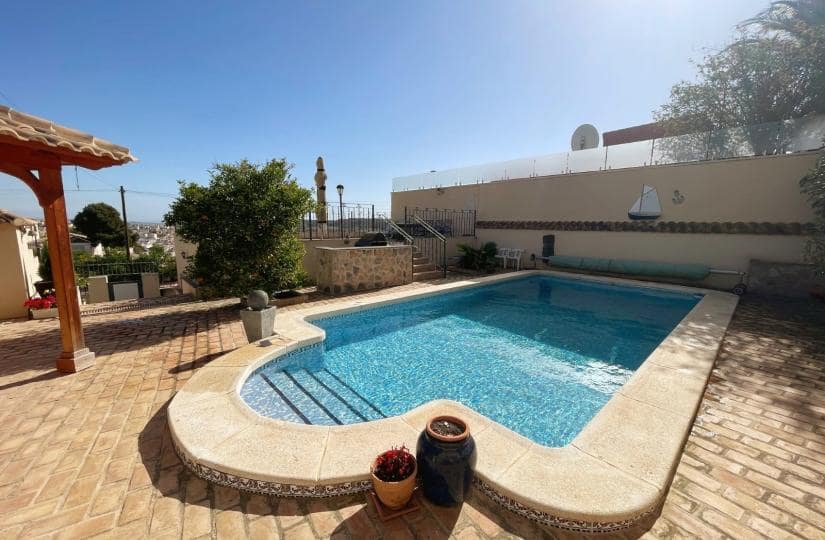 5 sovrum Villa till salu i Ciudad Quesada med pool garage - 425 000 € (Ref: 9425507)