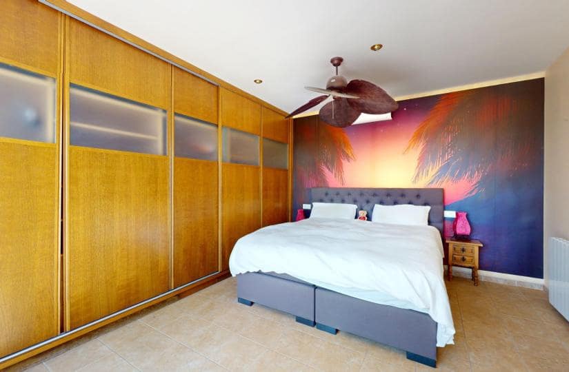 5 bedroom Villa for sale in La Zenia with pool garage - € 795,000 (Ref: 9425508)