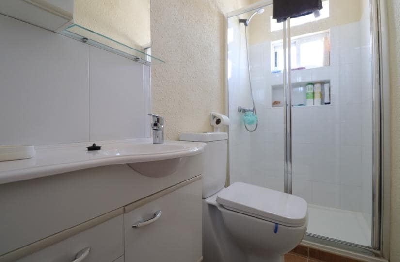 2 sovrum Bungalow till salu i Torrevieja med garage - 149 000 € (Ref: 9425510)