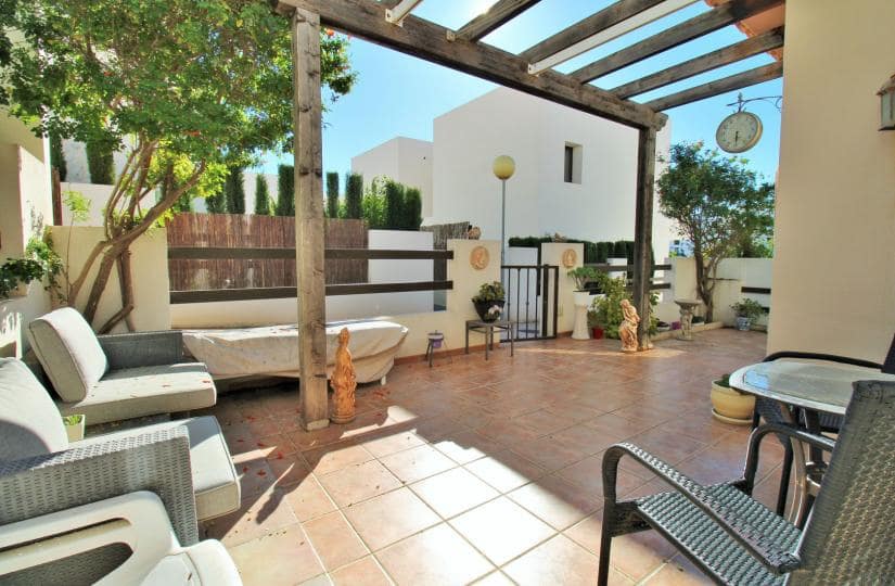 2 soverom Villa til salgs i Orihuela Costa med svømmebasseng - € 259 000 (Ref: 9425512)