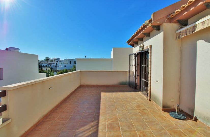 2 soverom Villa til salgs i Orihuela Costa med svømmebasseng - € 259 000 (Ref: 9425512)