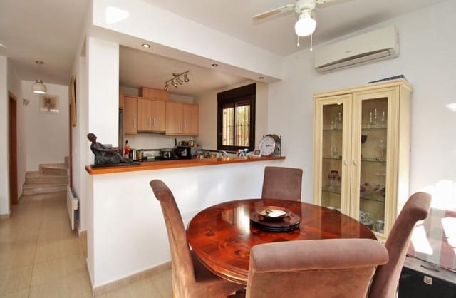 2 soverom Villa til salgs i Los Almendros (Orihuela Costa), Orihuela med svømmebasseng - € 259 000 (Ref: 9425512)