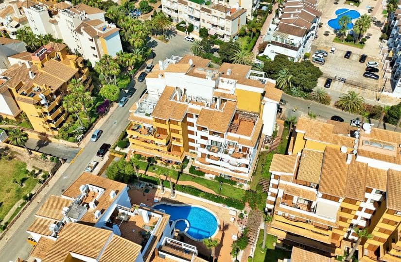 2 soverom Leilighet til salgs i Orihuela Costa med svømmebasseng - € 245 000 (Ref: 9425514)