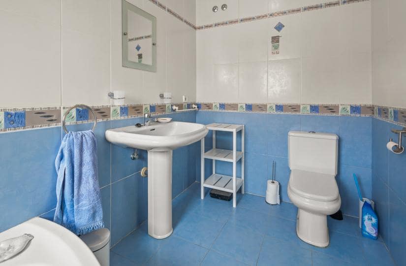 4 bedroom Villa for sale in Algorfa with pool garage - € 549,950 (Ref: 9425515)