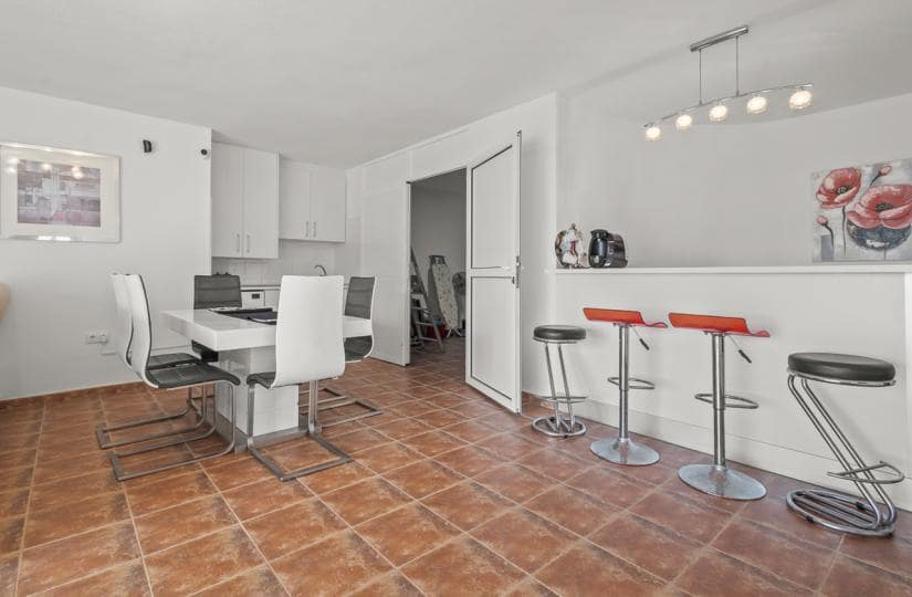 4 bedroom Villa for sale in Algorfa with pool garage - € 549,950 (Ref: 9425515)