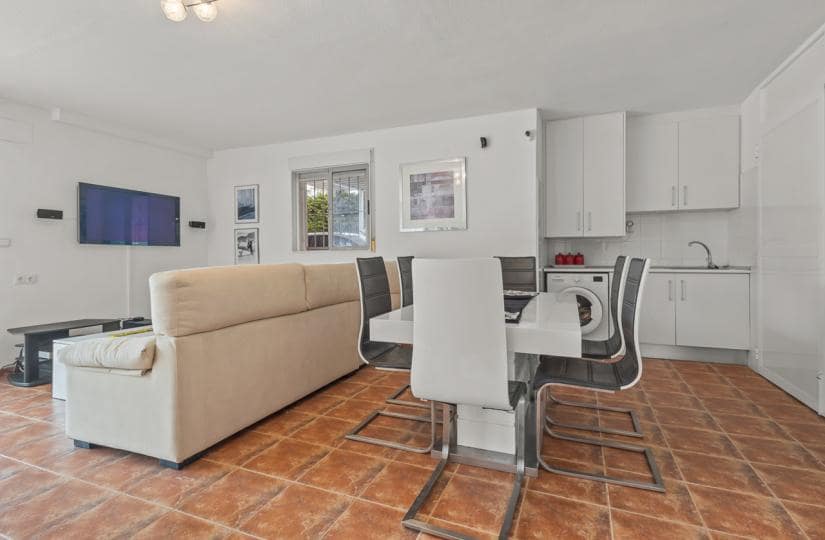 4 bedroom Villa for sale in Algorfa with pool garage - € 549,950 (Ref: 9425515)