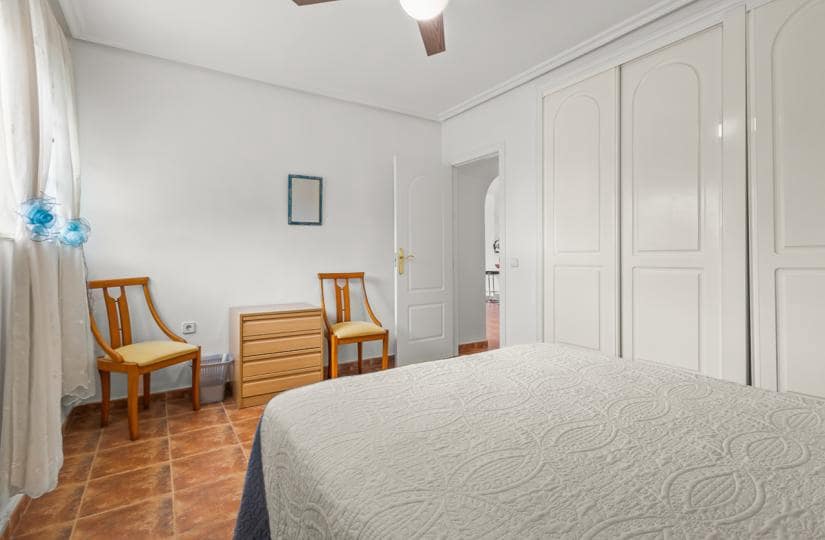 4 bedroom Villa for sale in Algorfa with pool garage - € 549,950 (Ref: 9425515)