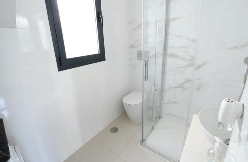 4 bedroom Villa for sale in Ciudad Quesada with garage - € 565,000 (Ref: 9425516)