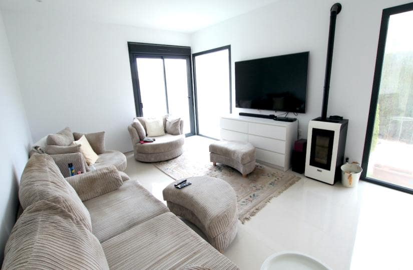 4 bedroom Villa for sale in Ciudad Quesada with garage - € 565,000 (Ref: 9425516)