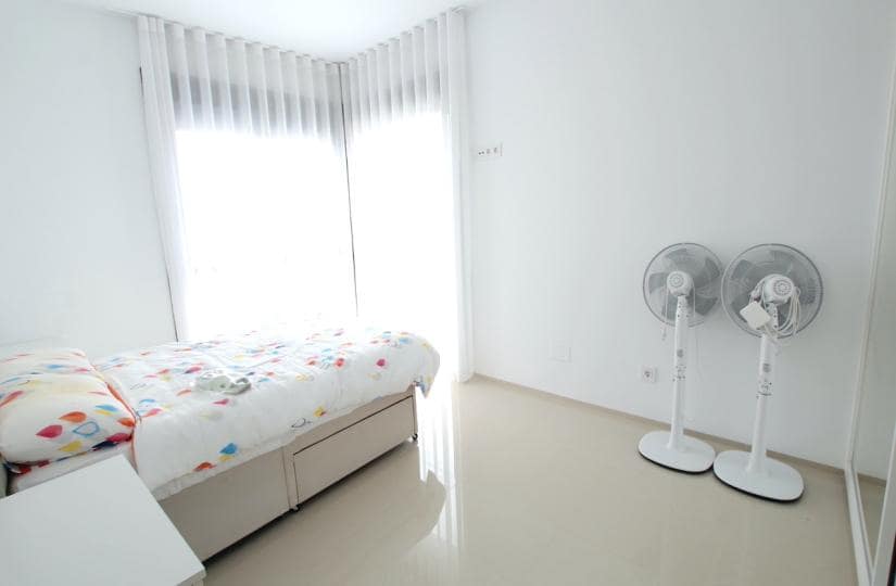 4 bedroom Villa for sale in Ciudad Quesada with garage - € 565,000 (Ref: 9425516)