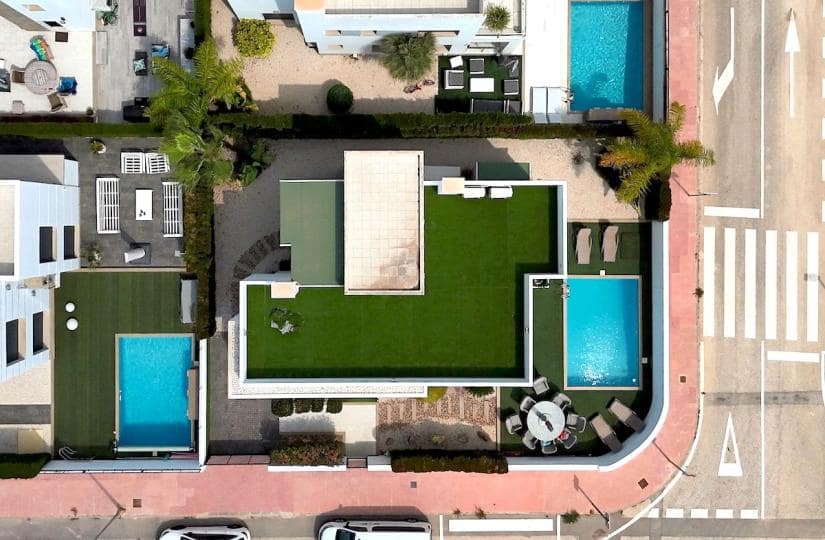 4 bedroom Villa for sale in Ciudad Quesada with garage - € 565,000 (Ref: 9425516)