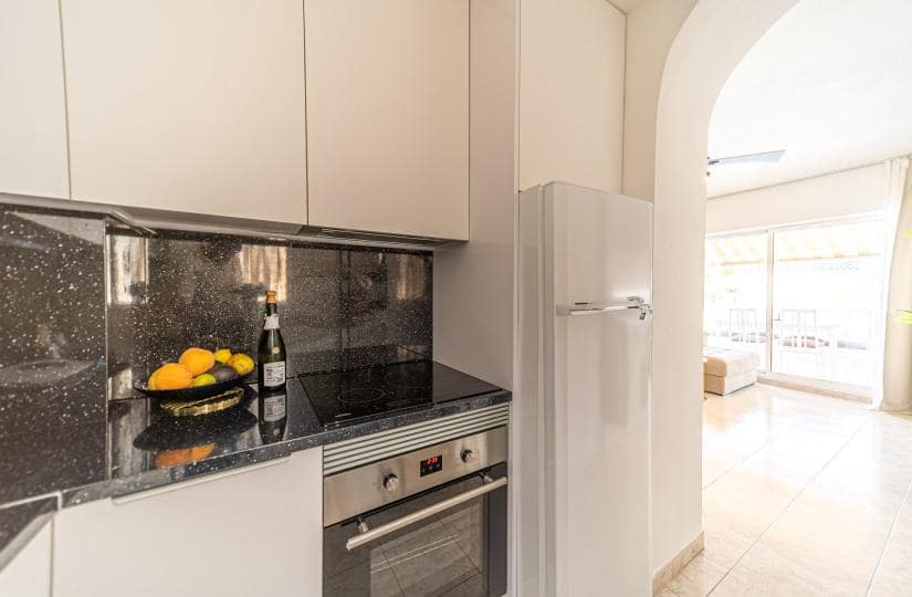 3 slaapkamer Penthouse te koop in La Mata met zwembad - € 269.000 (Ref: 9425518)