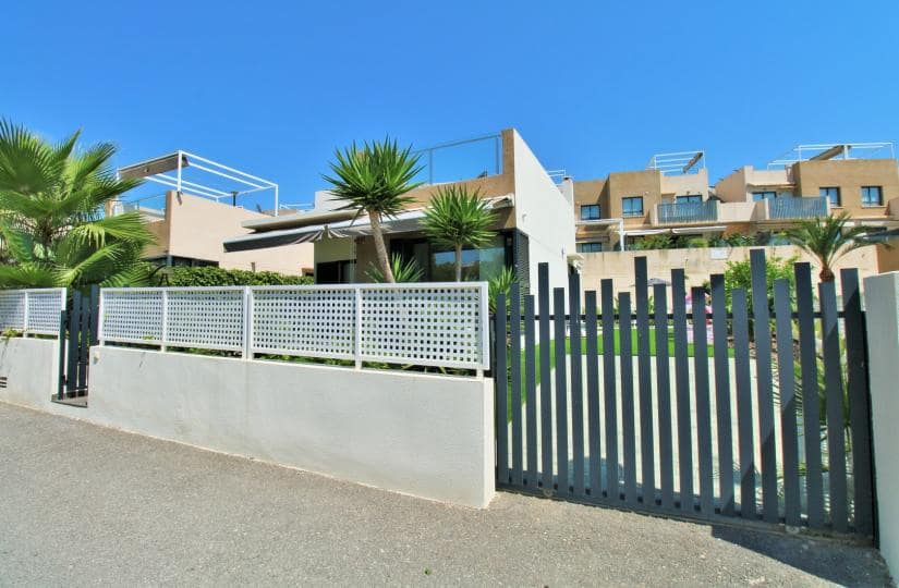 3 bedroom Villa for sale in La Zenia with pool garage - € 499,000 (Ref: 9425521)