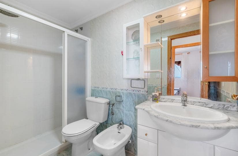 2 bedroom Apartment for sale in Santa Pola with pool garage - € 220,000 (Ref: 9425523)