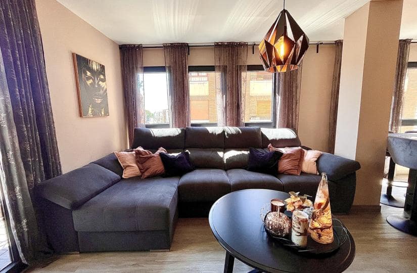 4 bedroom Apartment for sale in Almoradi - € 199,950 (Ref: 9425524)