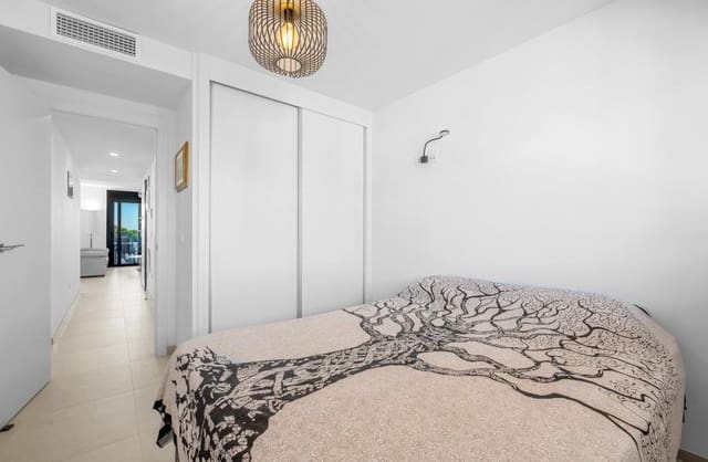 2 soverom Leilighet til salgs i Punta Prima, Orihuela med svømmebasseng garasje - € 369 000 (Ref: 9425525)