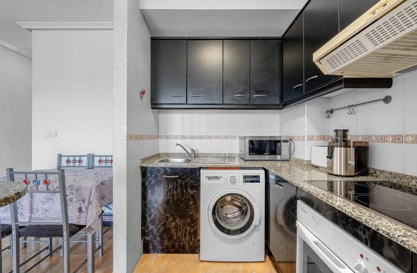 2 bedroom Apartment for sale in Almoradi with pool - € 119,000 (Ref: 9425528)