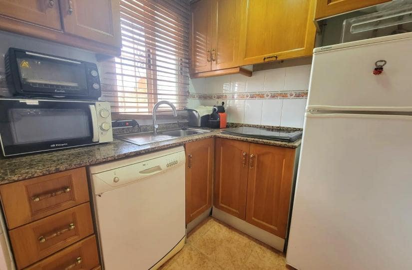 2 sovrum Lägenhet till salu i Torrevieja med pool - 127 260 € (Ref: 9425532)