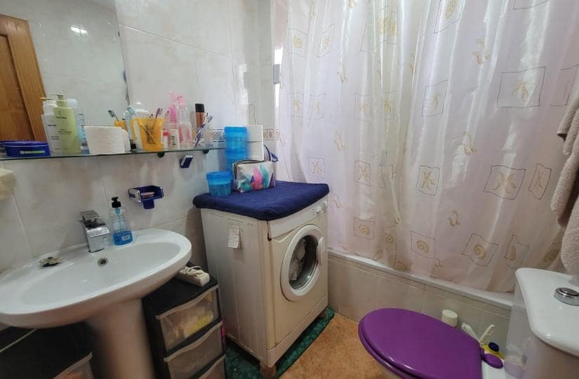 2 sovrum Lägenhet till salu i Torrevieja med pool - 127 260 € (Ref: 9425532)